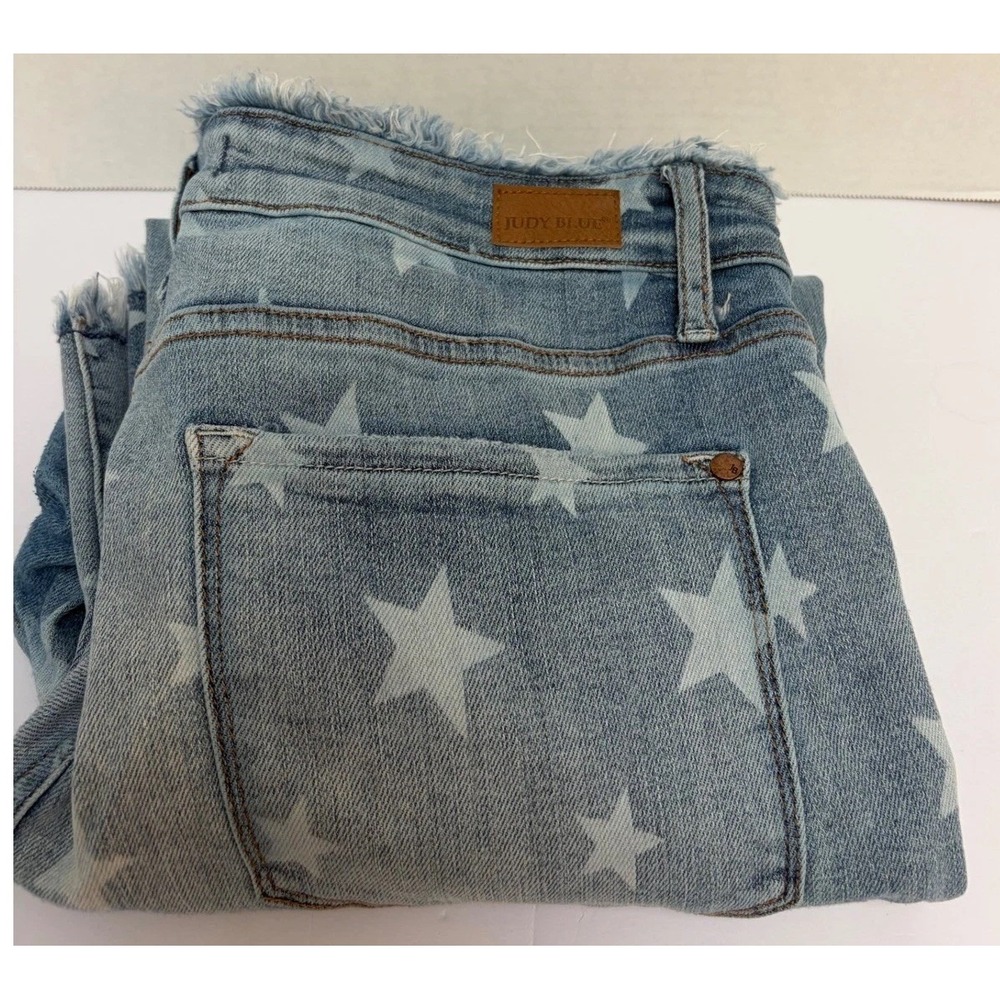 Judy Blue Hi-Rise Star Print Cropped Straight Jeans Fringe Style #88573 Sz 13/31
